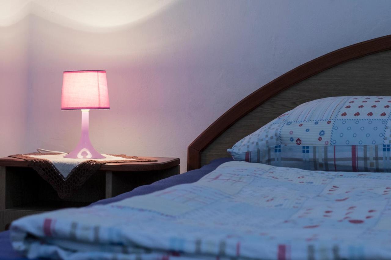 Apartments Kosovka 1398 Pjescana Uvala Ngoại thất bức ảnh