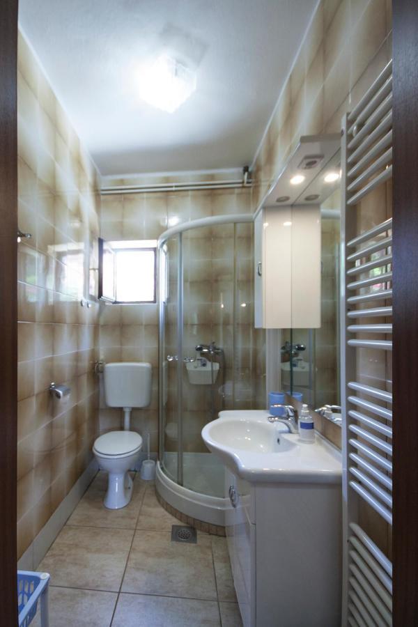 Apartments Kosovka 1398 Pjescana Uvala Ngoại thất bức ảnh