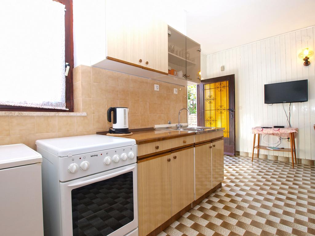 Apartments Kosovka 1398 Pjescana Uvala Ngoại thất bức ảnh