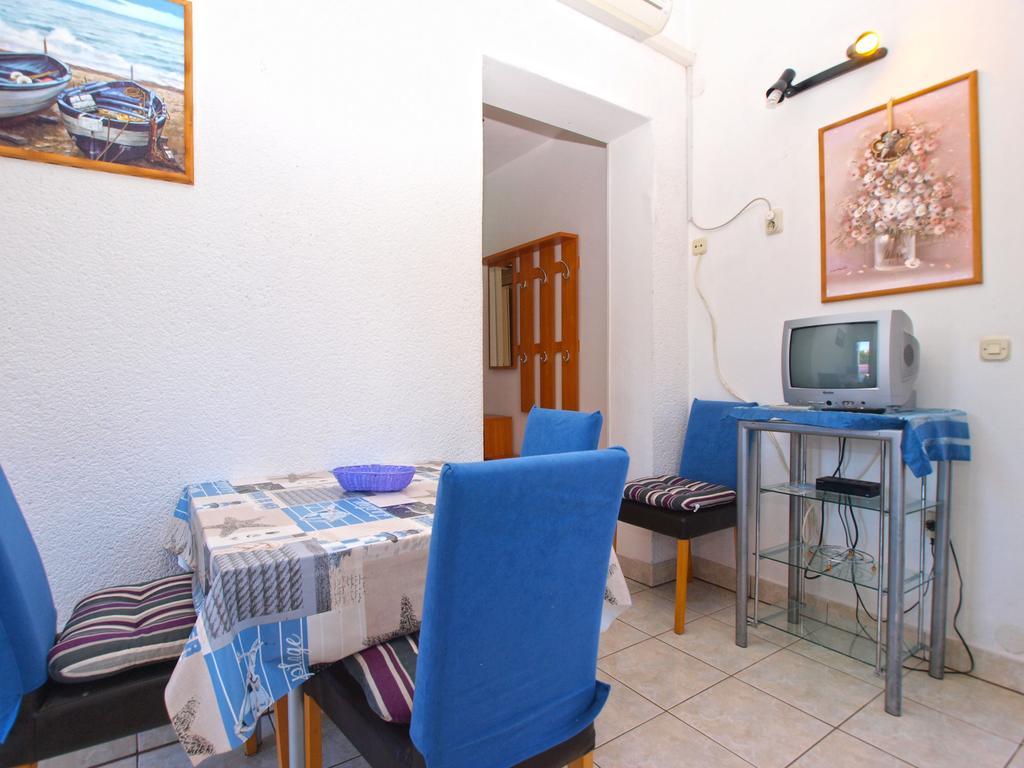 Apartments Kosovka 1398 Pjescana Uvala Ngoại thất bức ảnh