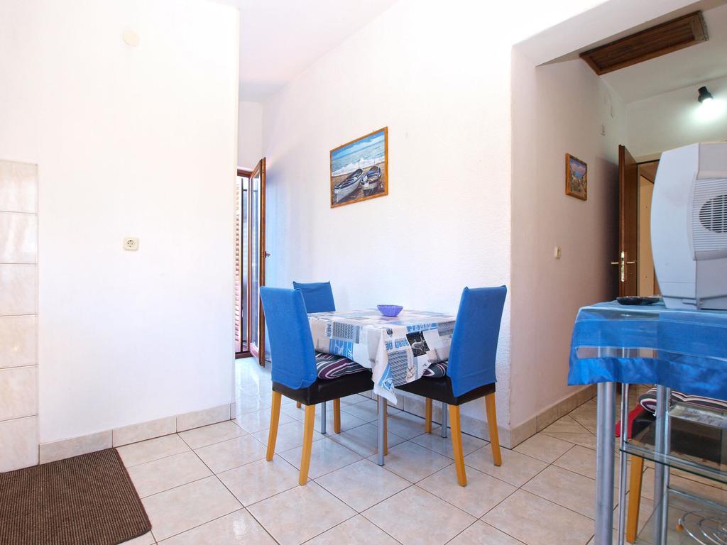 Apartments Kosovka 1398 Pjescana Uvala Ngoại thất bức ảnh